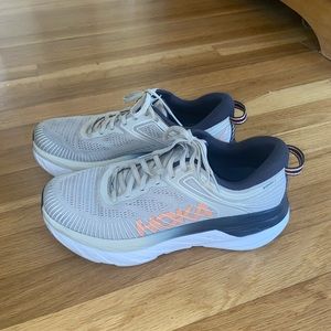 Hoka bondi 7 running shoes women size 9.5